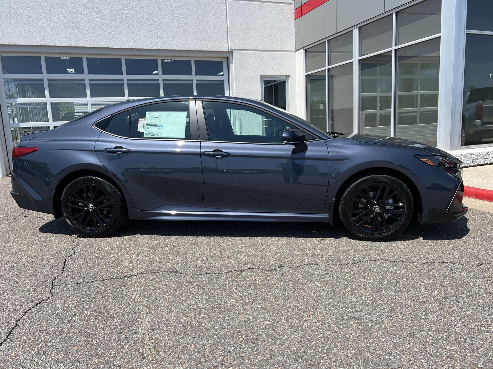 2026 Toyota Camry SE AWD