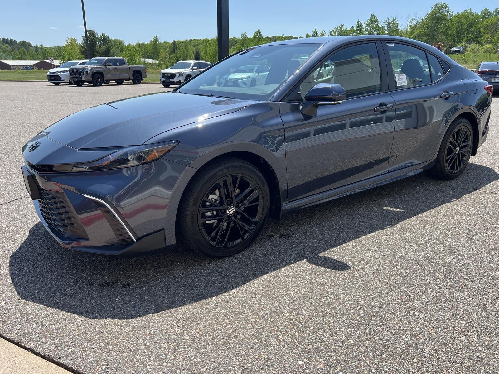2026 Toyota Camry SE AWD