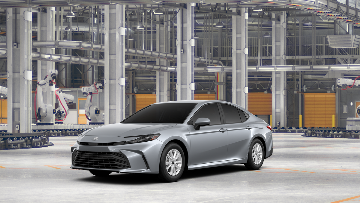 2026 Toyota Camry LE AWD Hybrid's photo