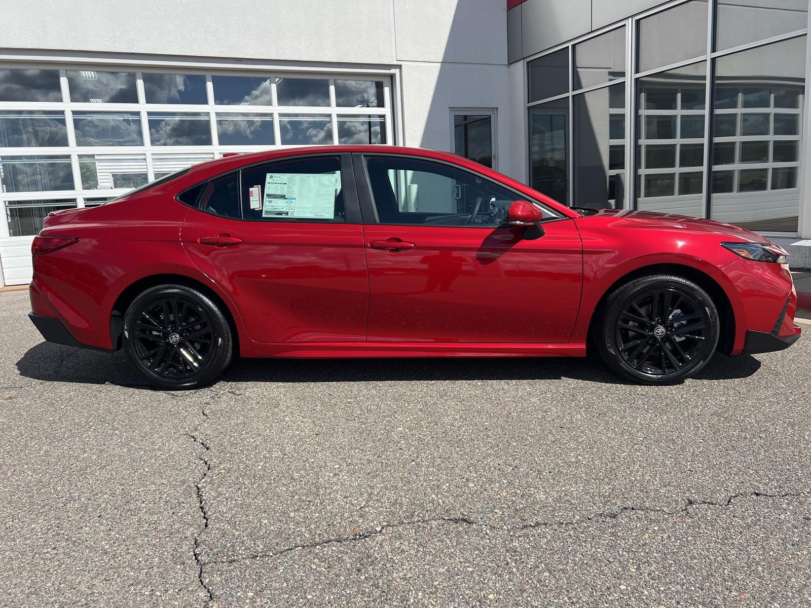 2026 Toyota Camry SE AWD