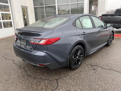 2026 Toyota Camry SE AWD