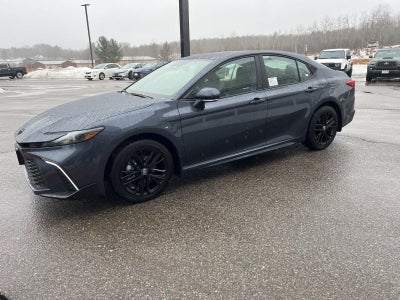 2026 Toyota Camry SE AWD