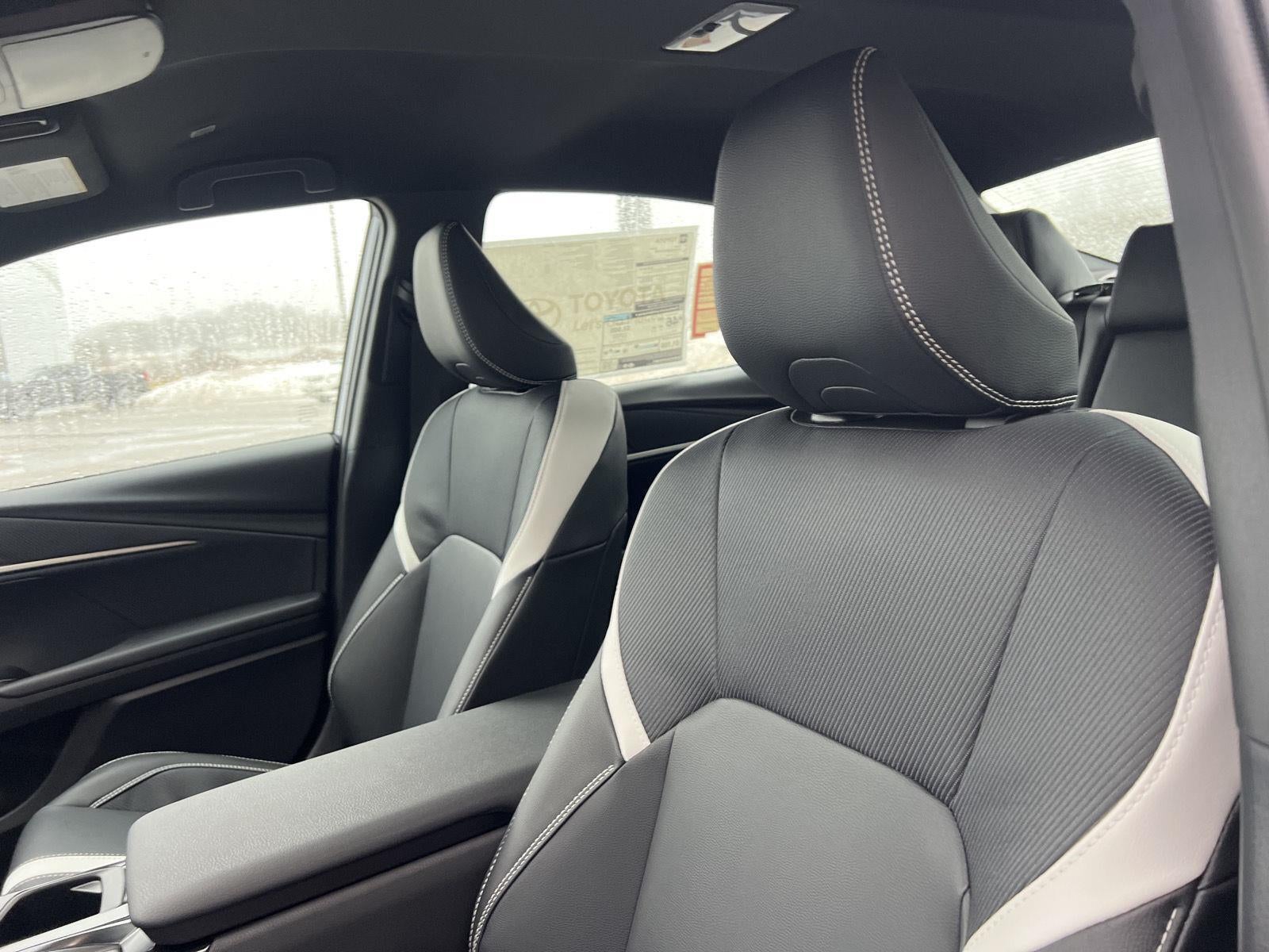 2026 Toyota Camry SE AWD