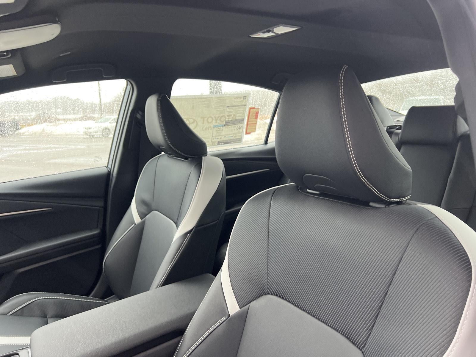 2026 Toyota Camry SE AWD