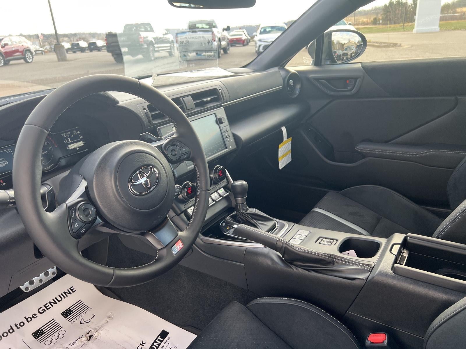 2025 Toyota GR86 Premium AT