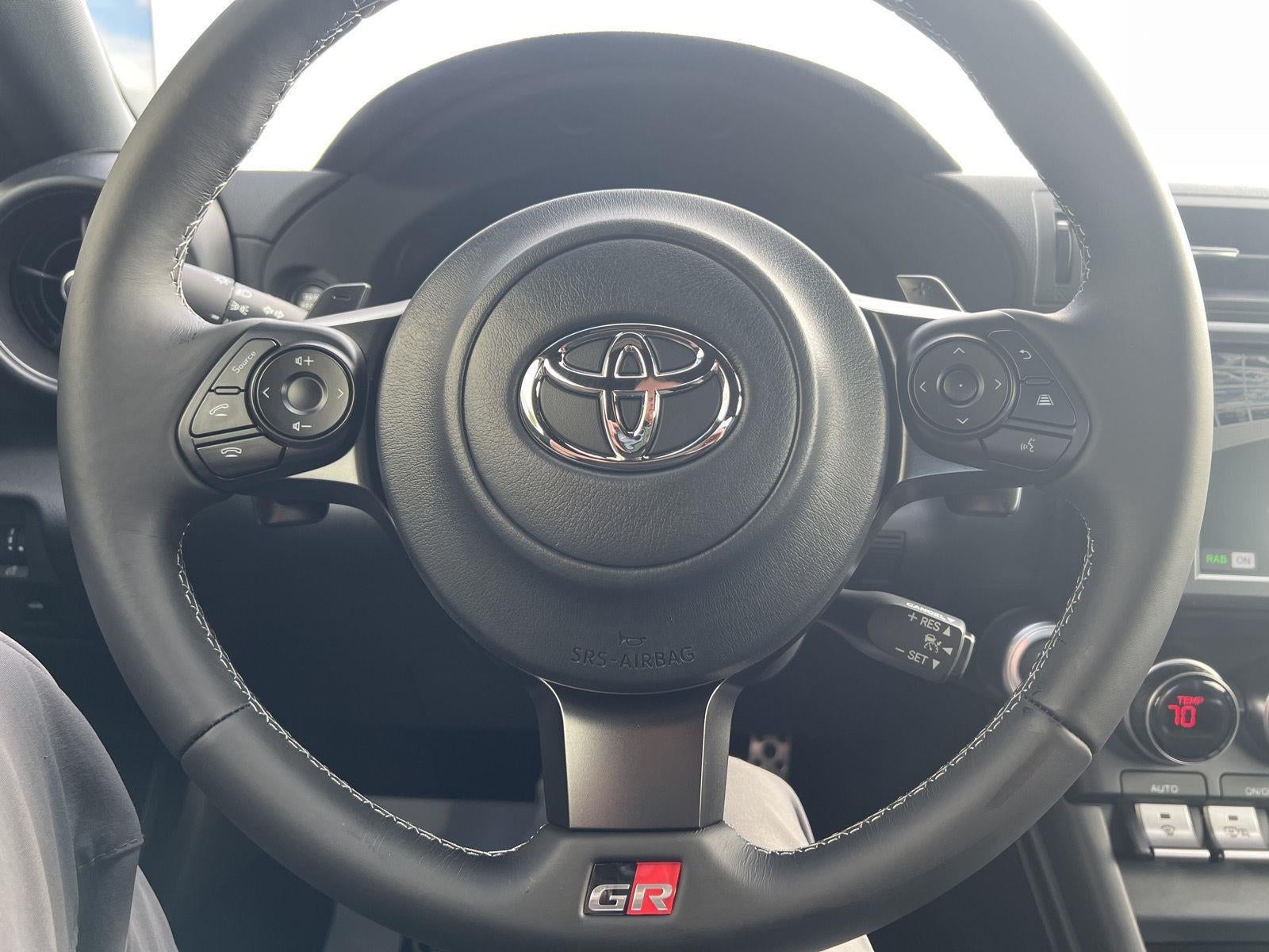 2025 Toyota GR86 Premium AT