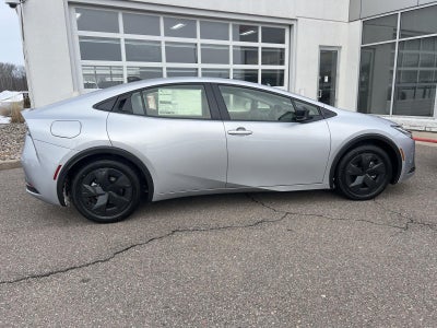 2026 Toyota Prius Plug-in Hybrid SE