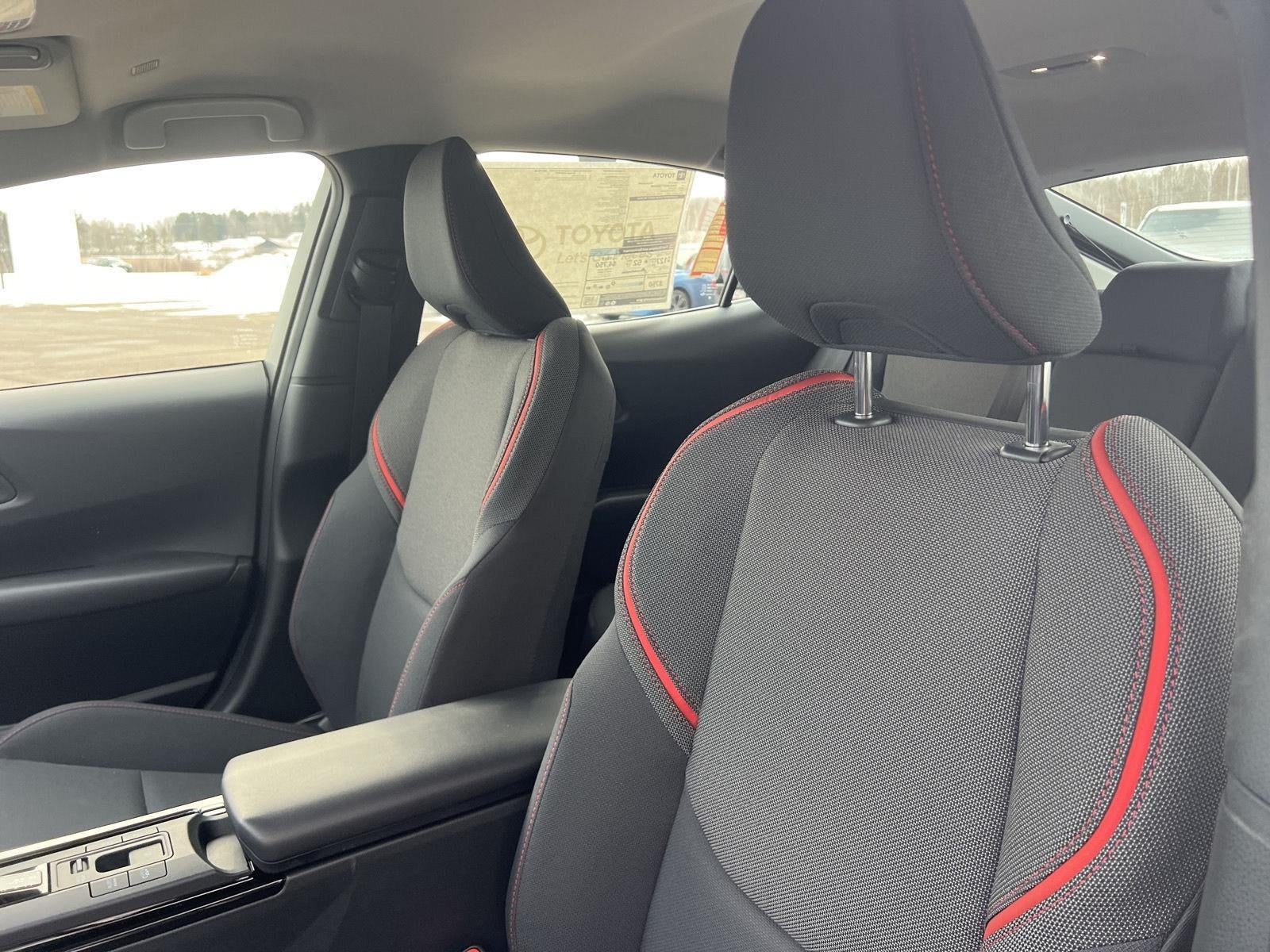 2026 Toyota Prius Plug-in Hybrid SE