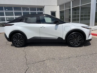 2026 Toyota C-HR XSE